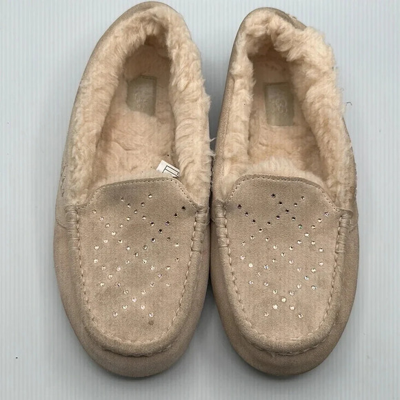 UGG Australia Classic Tan SHEEPSKIN MOCCASIN SLIPPERS 1012885H - Picture 9 of 10